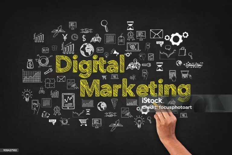 Level Up Your Skills with Free Digital Marketing Courses Offer | Apply Now